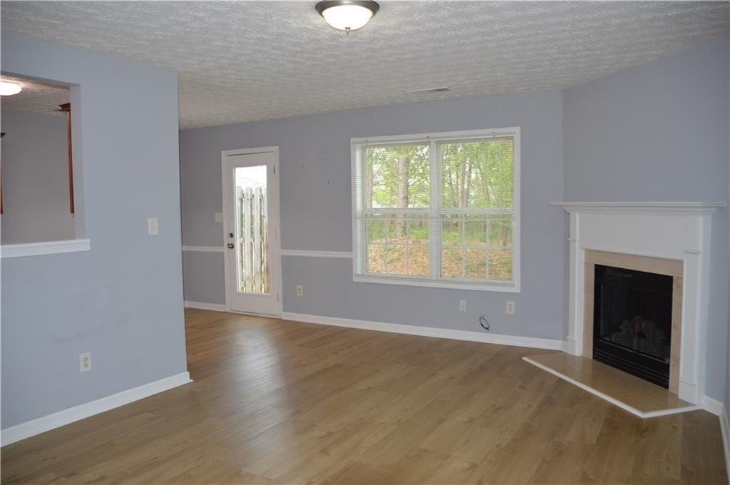 288 Alcovy Walk Dr - Photo 3 of 43