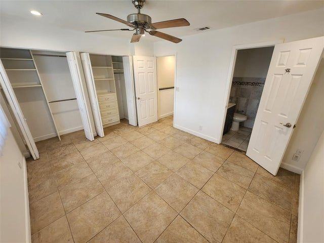 1987 Ne 15th Ave - Photo 2 of 8