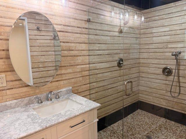 2018 Ne 14th Ct - Photo 4 of 14