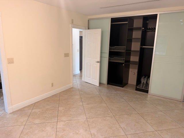 2018 Ne 14th Ct - Photo 7 of 14