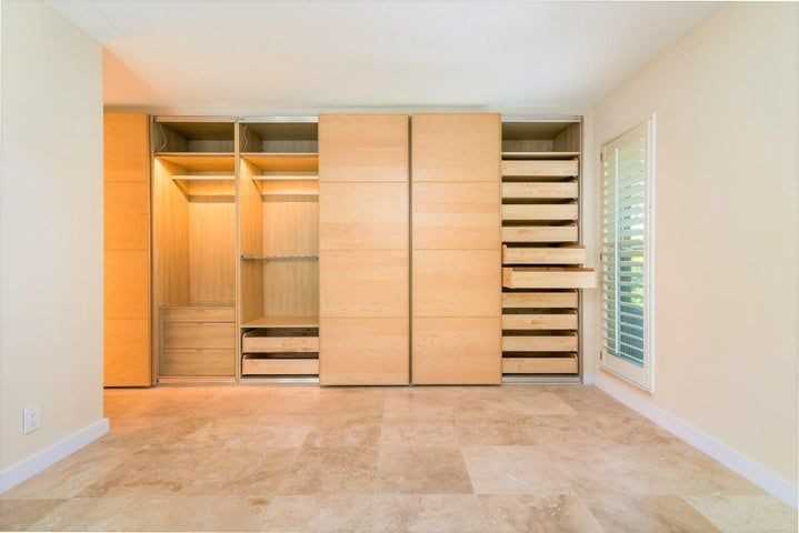 2213 Ne 16th St - Photo 7 of 18