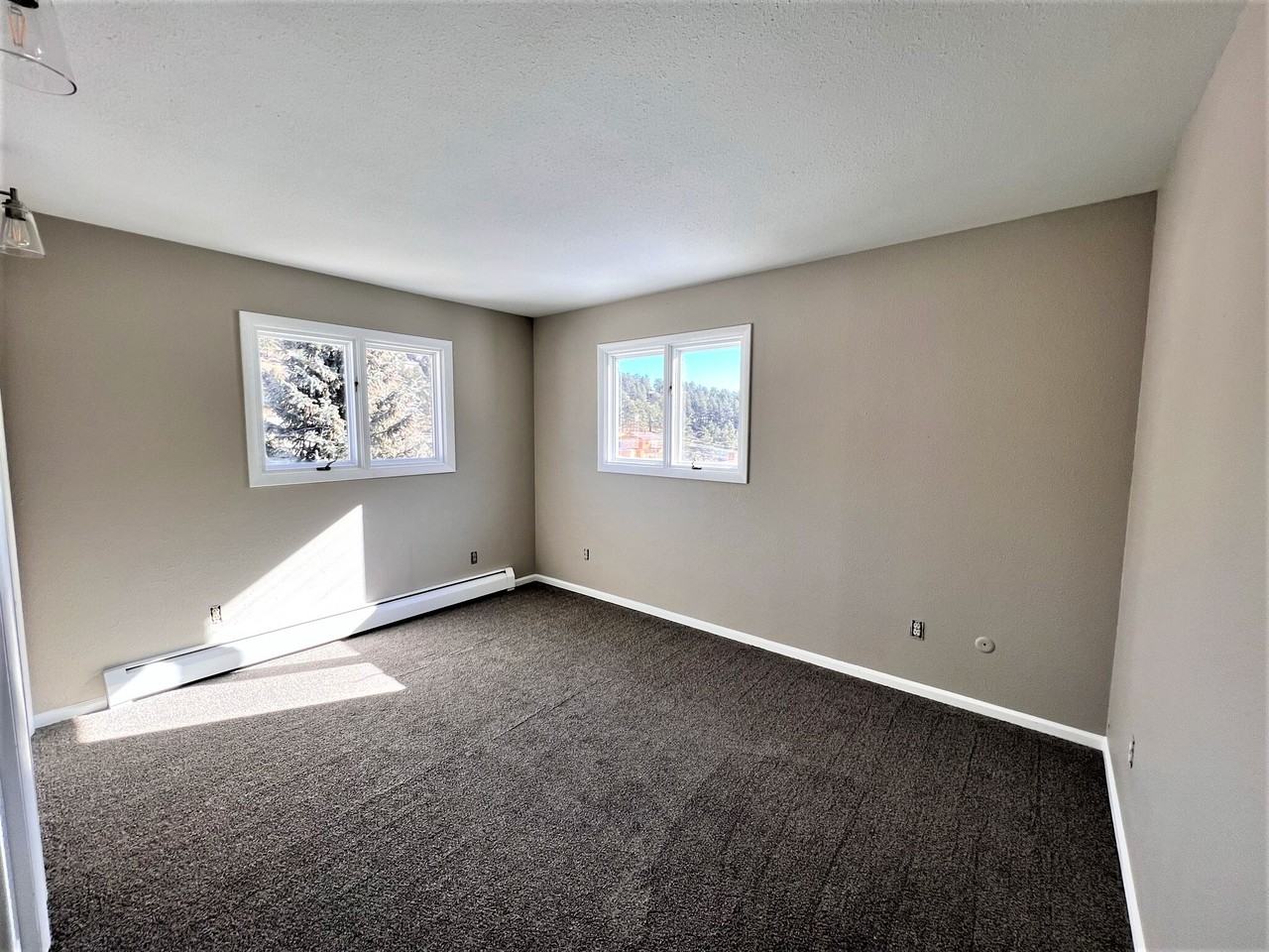 836 Sleepy Hollow Dr #A - Photo 4 of 20