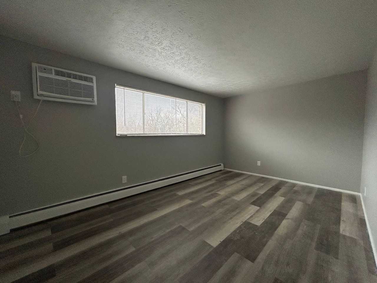 1553 Glen Parker Ave #14 - Photo 7 of 11