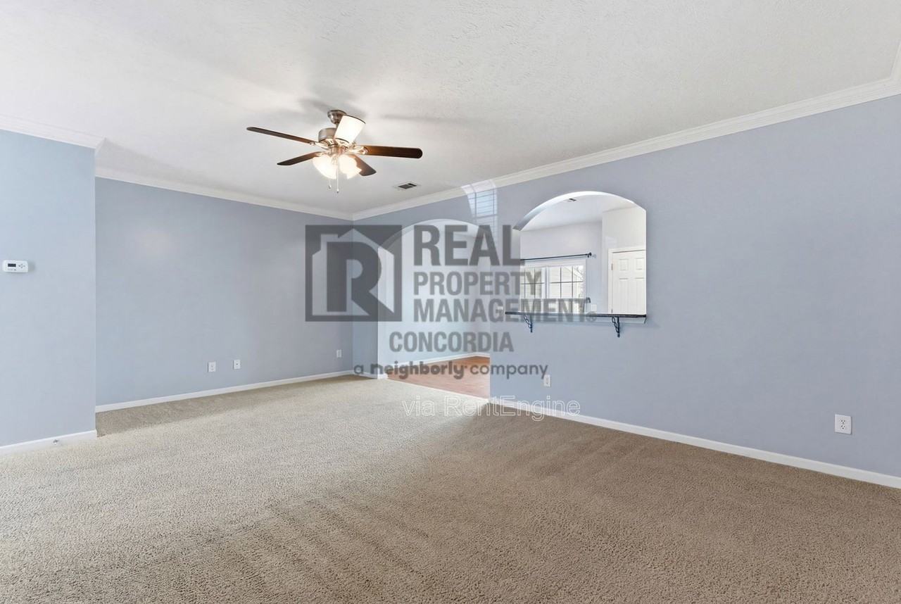 1518 Hamden Dr - Photo 6 of 34