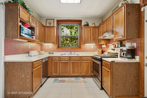 6323 N Wayne Ave #3 - Photo 7 of 12