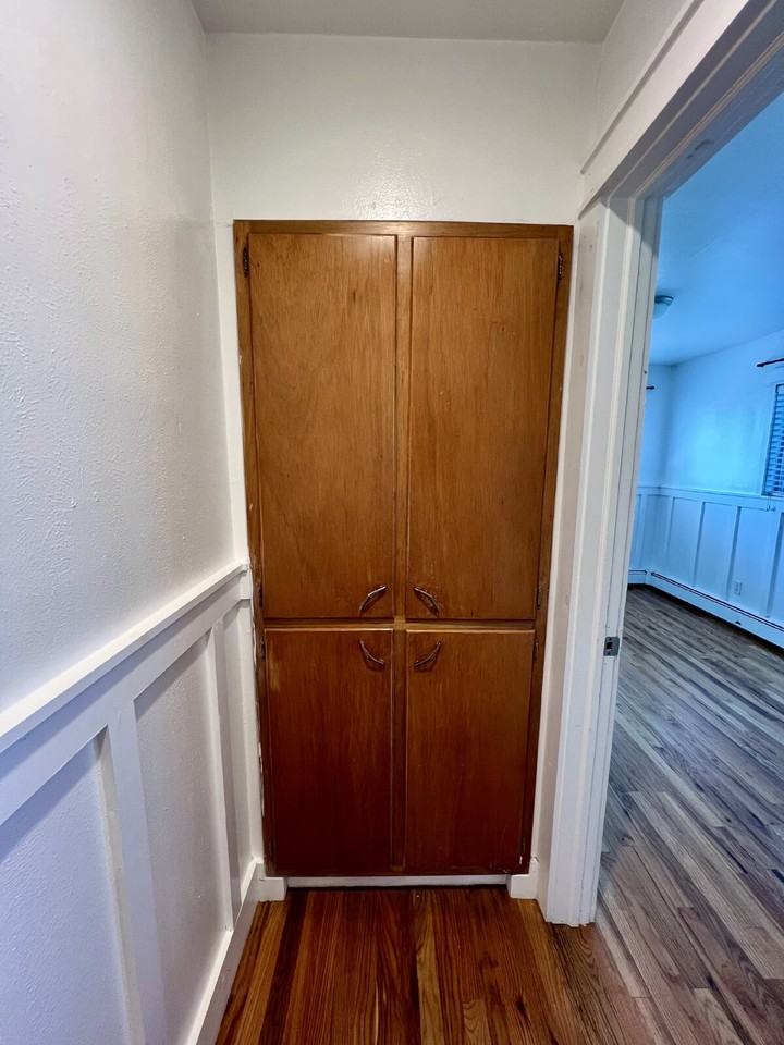 2009 E 15th St Apt 3 - Photo 6 of 8