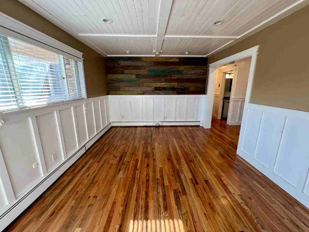 2009 E 15th St Apt 3 - Photo 7 of 8