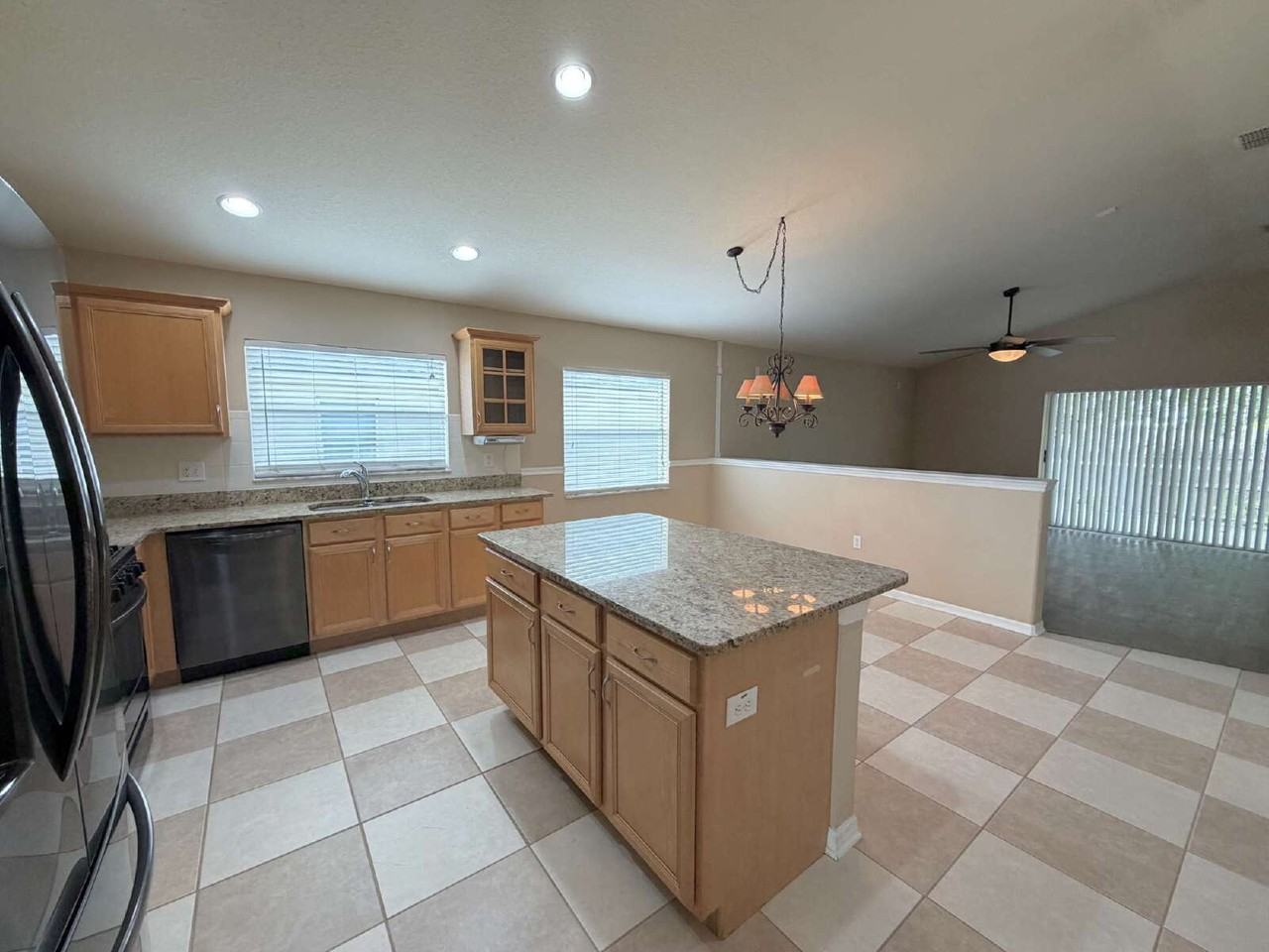 24317 Summer Wind Ct - Photo 5 of 24