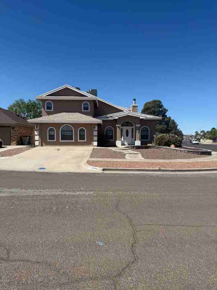 12000 Ivory Gate Way - Photo 3 of 37