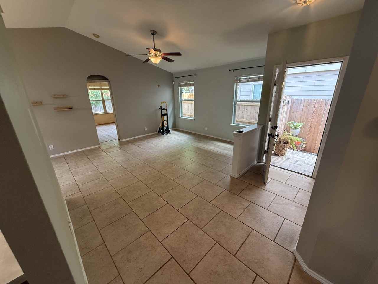 86 Coastal Ln - Photo 6 of 28