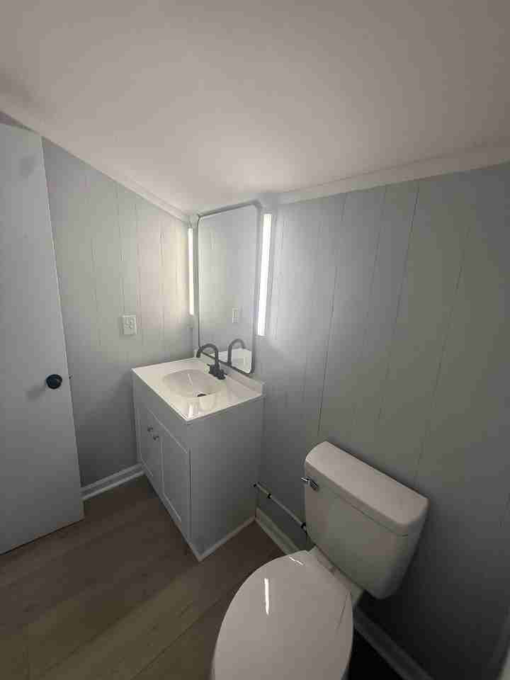 552 W Spencer Rd - Photo 4 of 10