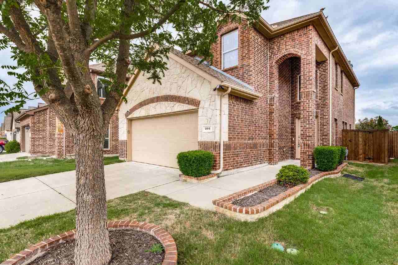 204 Black Bear Dr - Photo 2 of 26