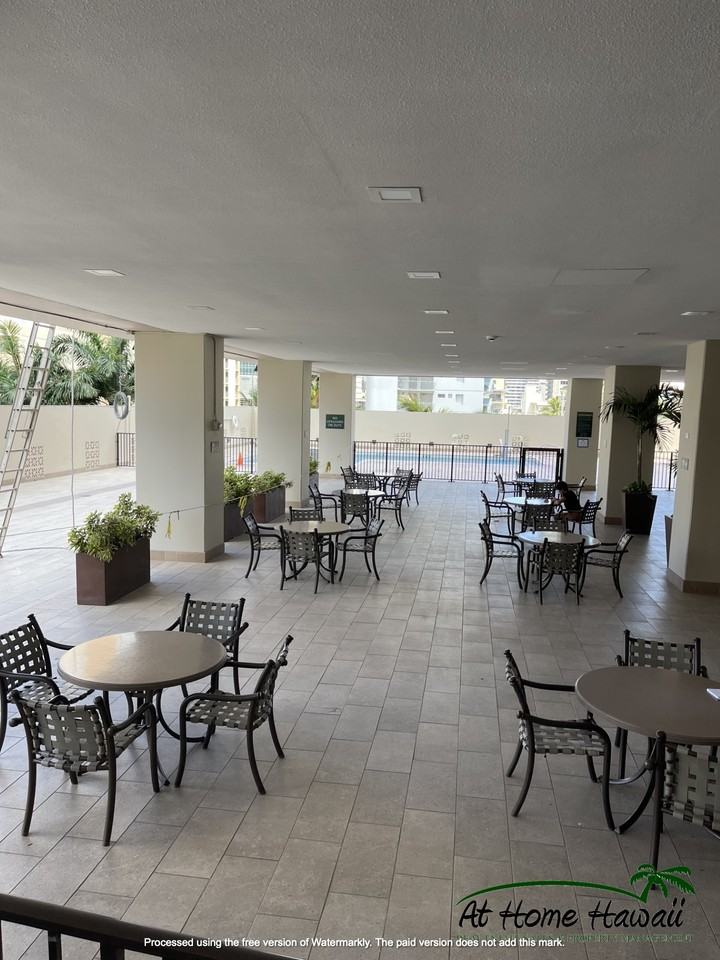 2240 Kuhio Ave #1 - Photo 5 of 21