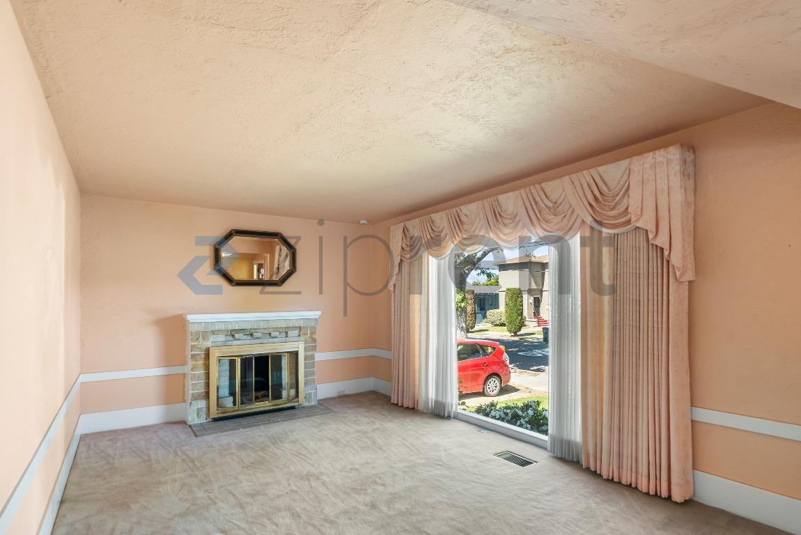 1240 Parker St - Photo 6 of 34