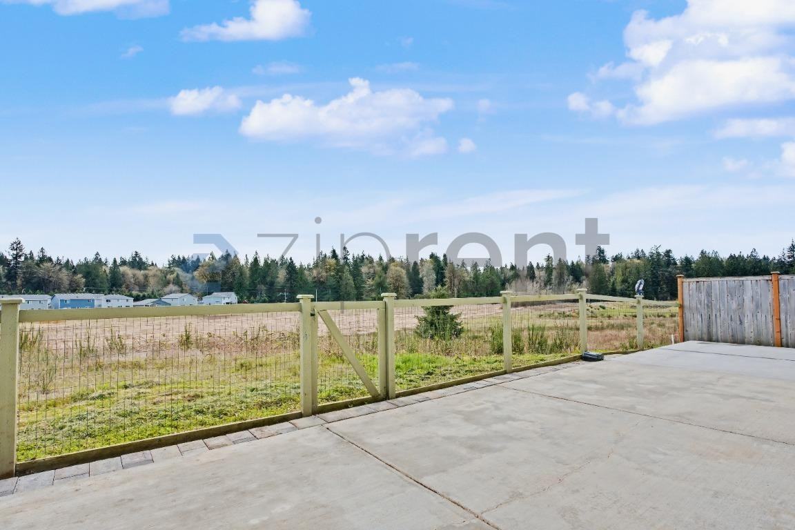 9168 Candytuft Ln Se - Photo 7 of 33