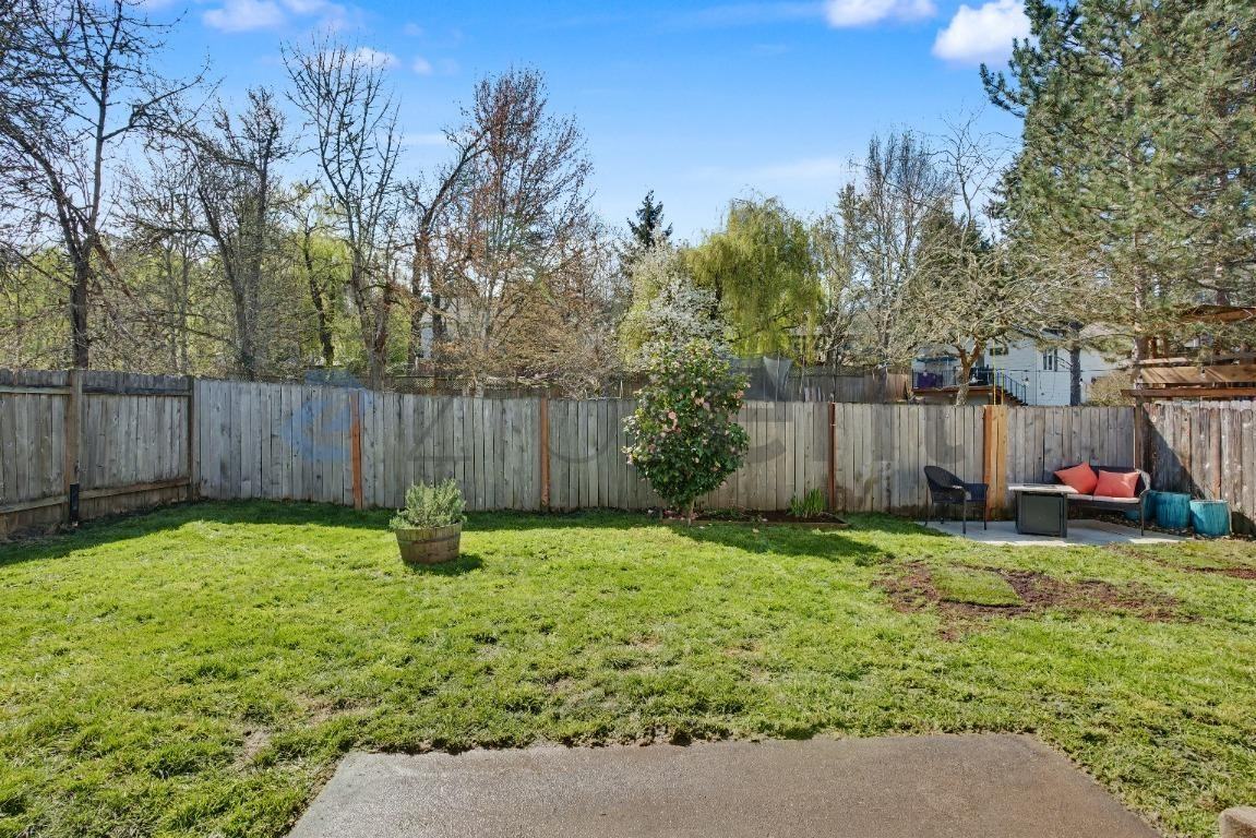 19000 Sw Strickland Dr - Photo 5 of 22