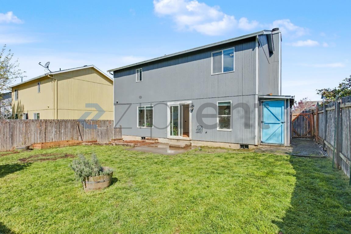 19000 Sw Strickland Dr - Photo 6 of 22