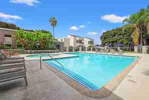 featured image of 1250 Adams Ave