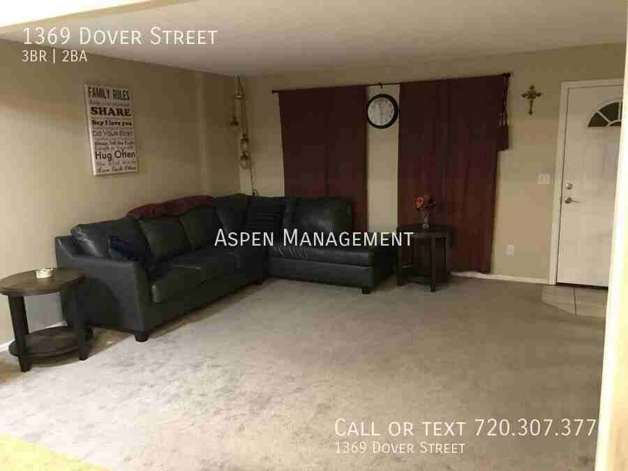 1369 Dover St - Photo 3 of 13