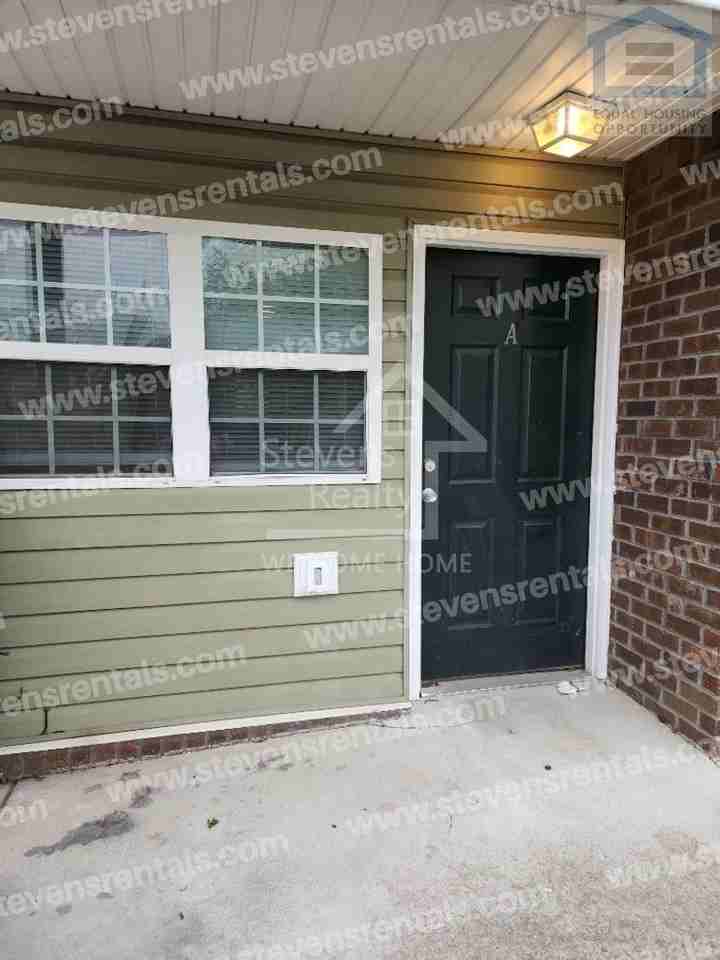 1207 Holly Ave #A - Photo 7 of 25