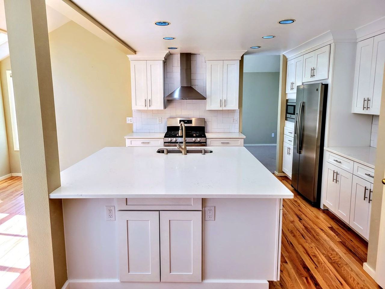 7212 153rd Ave Ne - Photo 2 of 25