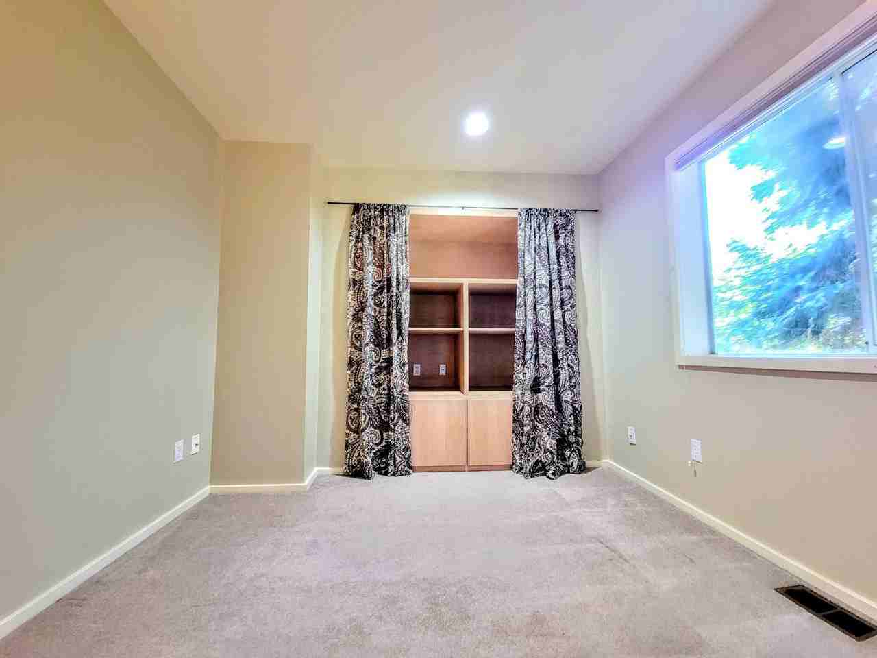 7212 153rd Ave Ne - Photo 7 of 25