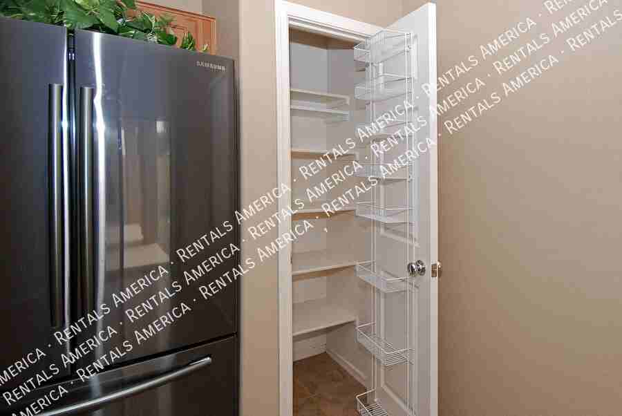 2010 S Falcon Dr - Photo 4 of 18