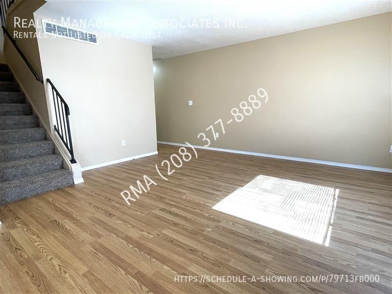 5349 W Grover St - Photo 4 of 18