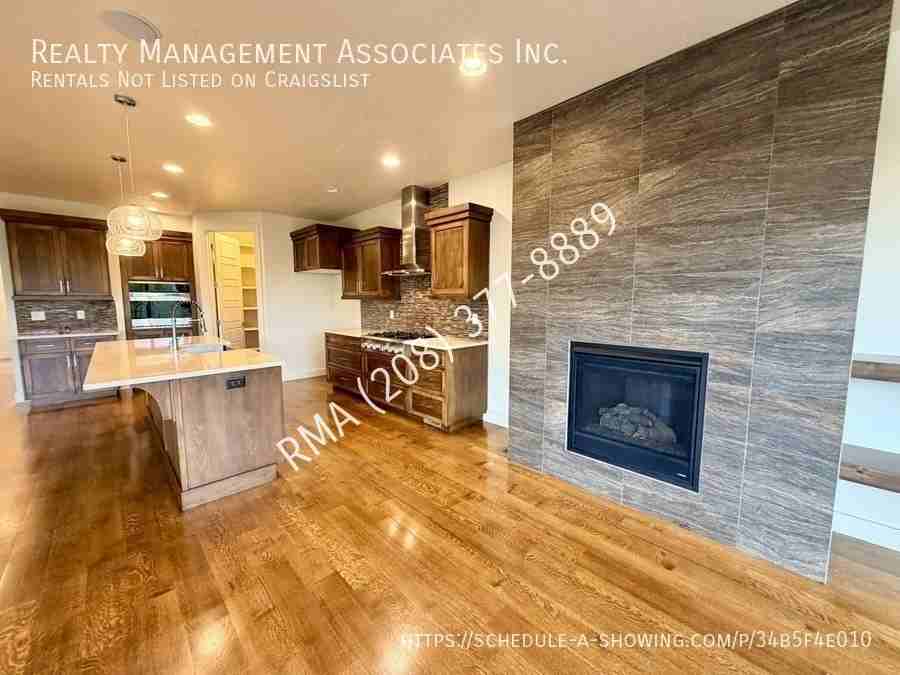 2552 E Boise Ave - Photo 5 of 31