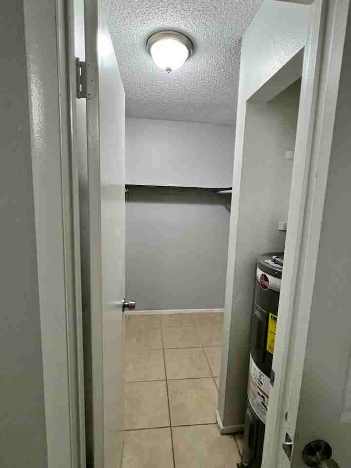 1308 36th Ave W #D - Photo 6 of 7