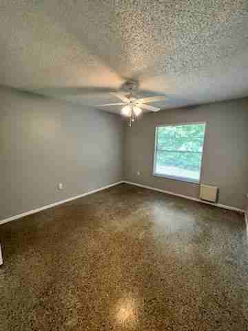 1410 21st Ave E #A - Photo 6 of 10