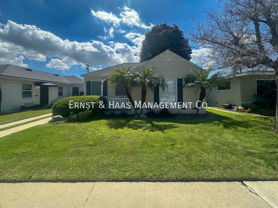 1618 E 63rd St - Photo 2 of 21