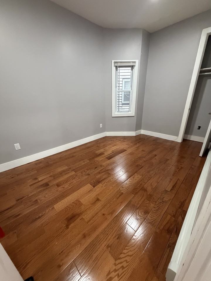 45 Saint Pauls Ave #2L - Photo 7 of 7