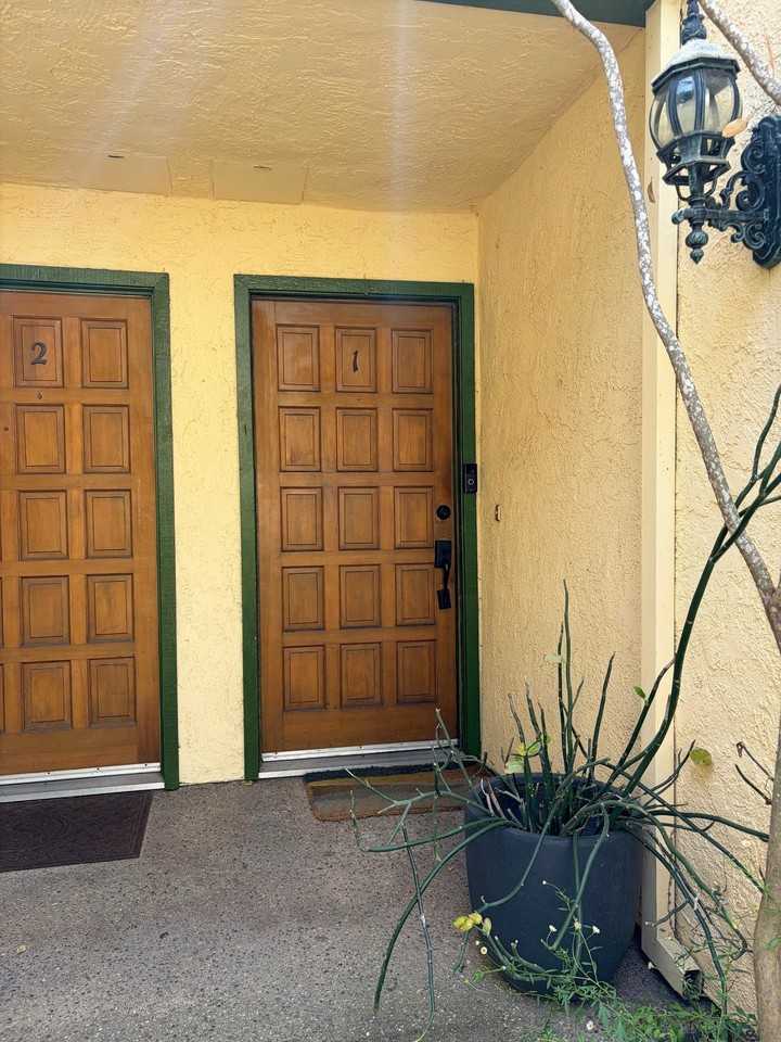 132 W Alamar Ave #1 - Photo 2 of 25