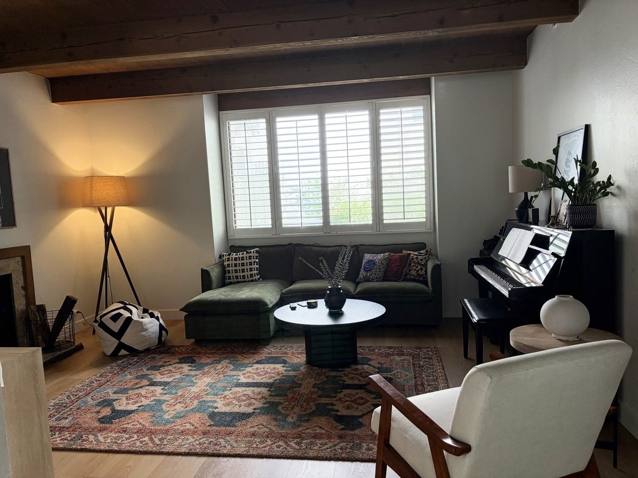 132 W Alamar Ave #1 - Photo 5 of 25