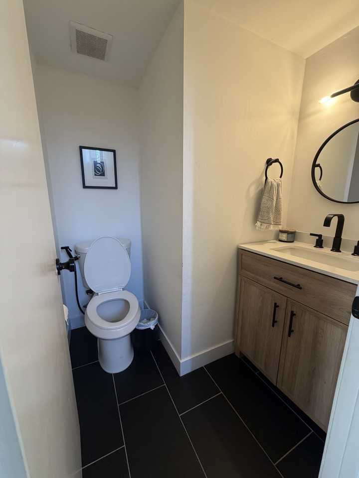 132 W Alamar Ave #1 - Photo 6 of 25