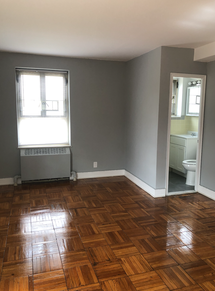 19610 65th Cres #L - Photo 7 of 12