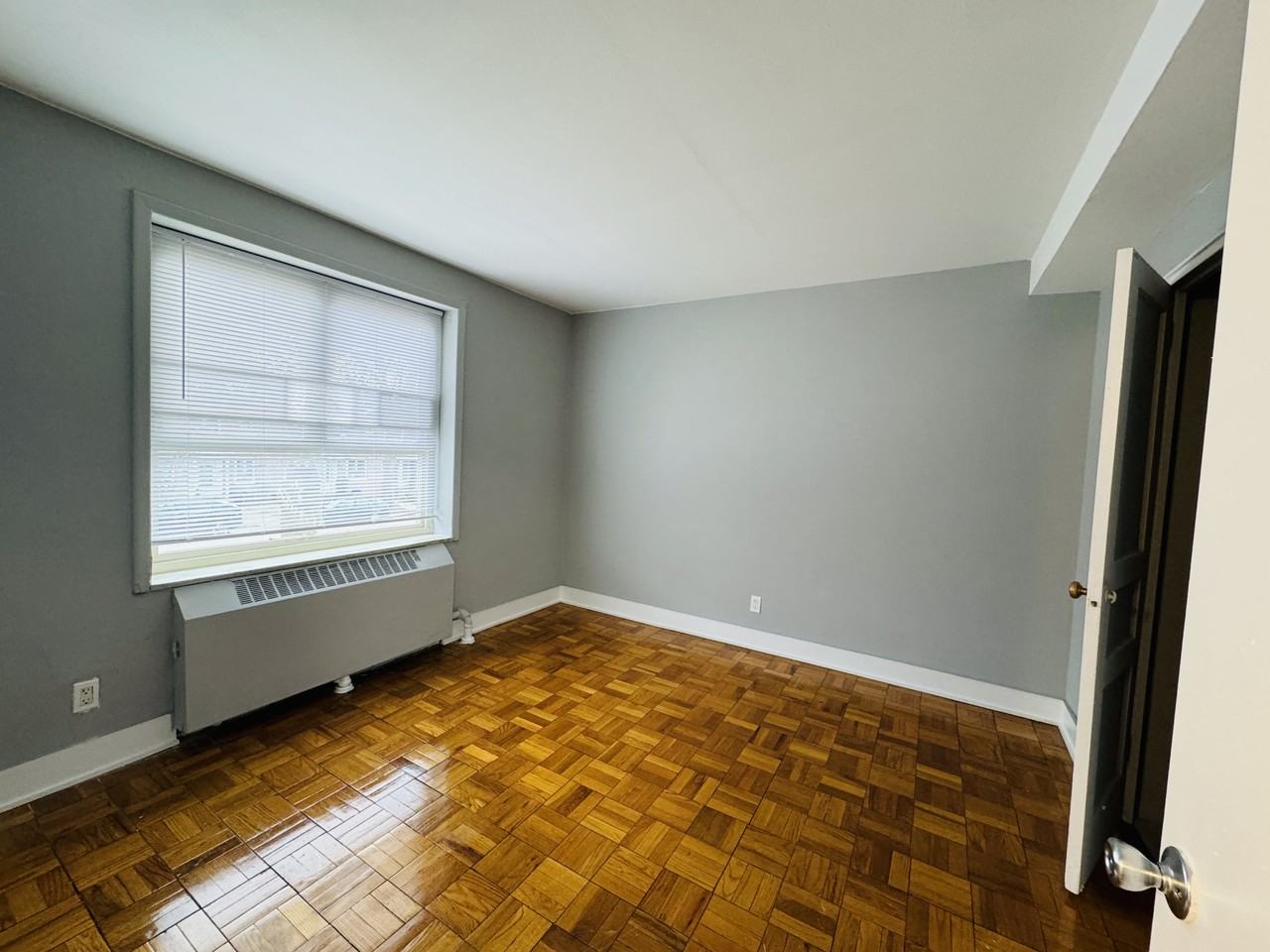 6750 192nd St #H - Photo 2 of 8