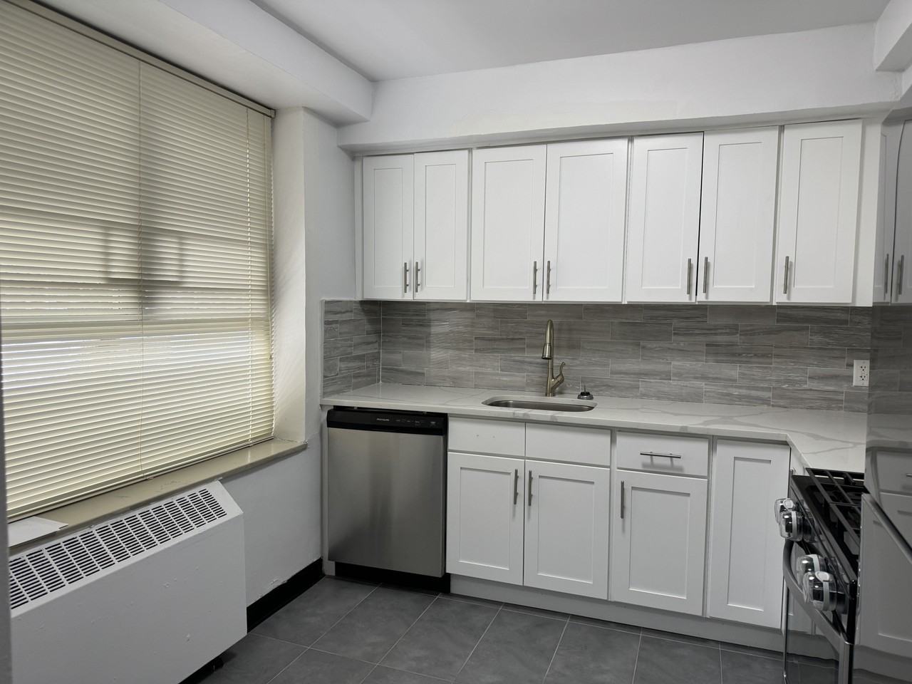 6705 186th Ln #E - Photo 3 of 6