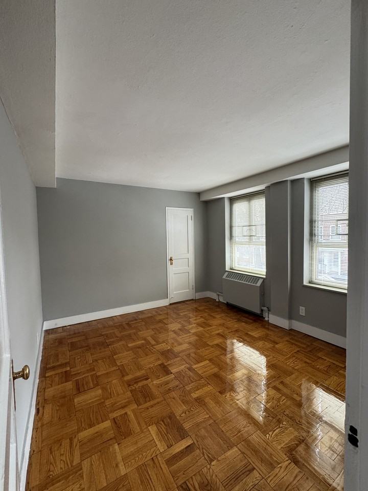 6705 186th Ln #E - Photo 4 of 6