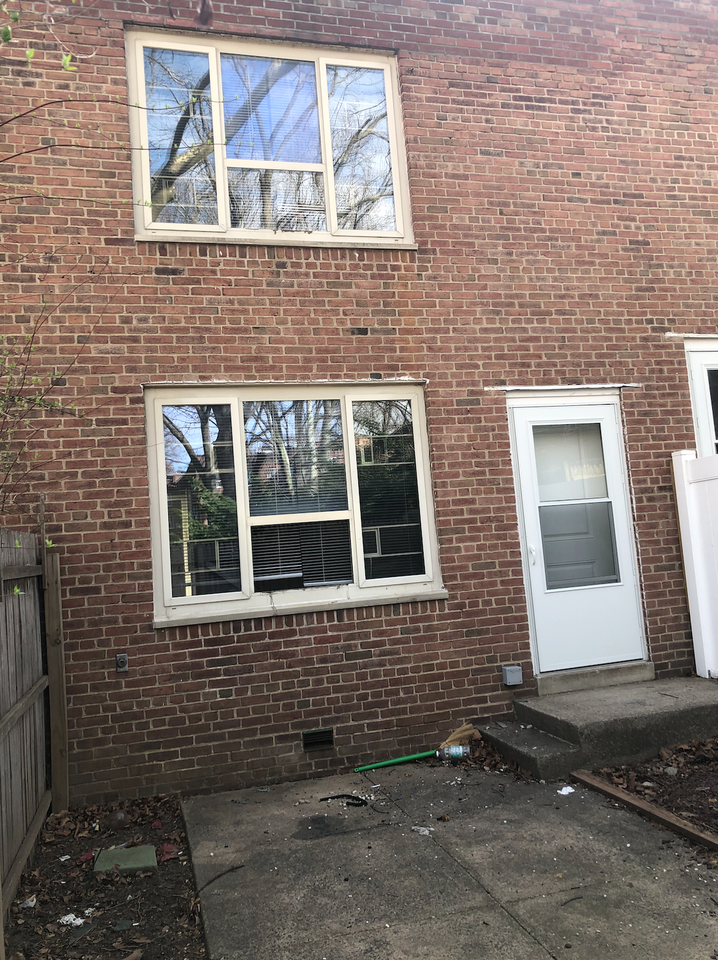 19235 71st Cres #C - Photo 5 of 8