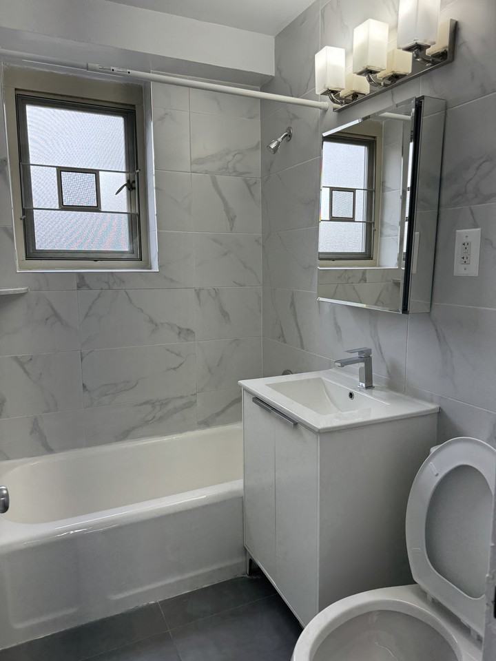 6450 188th St #3C - Photo 5 of 6