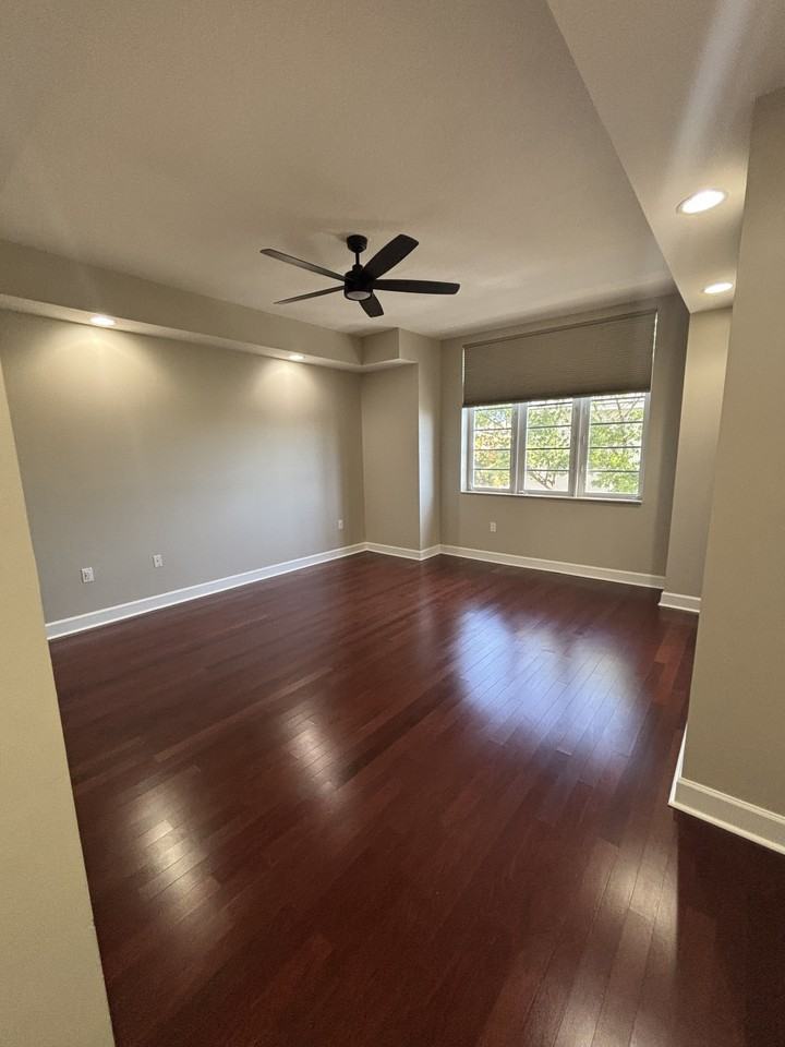 3901 Coral Heights Way #3901 - Photo 7 of 32