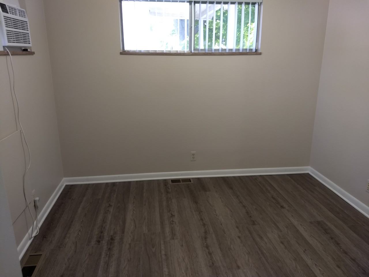 284 North Ave #4 - Photo 7 of 11