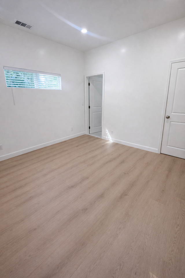 9150 Columbus Ave #NA - Photo 5 of 15