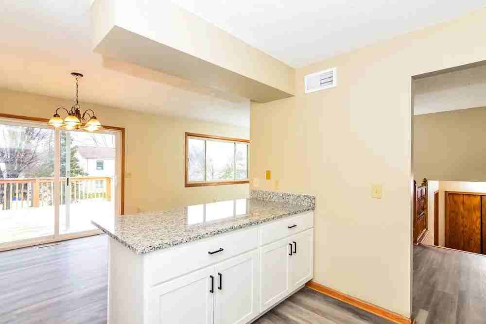 408 Sheyenne Dr #NA - Photo 5 of 5