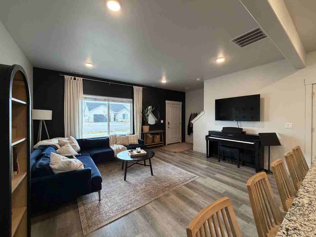 651 S 2400 W #22103 - Photo 7 of 18