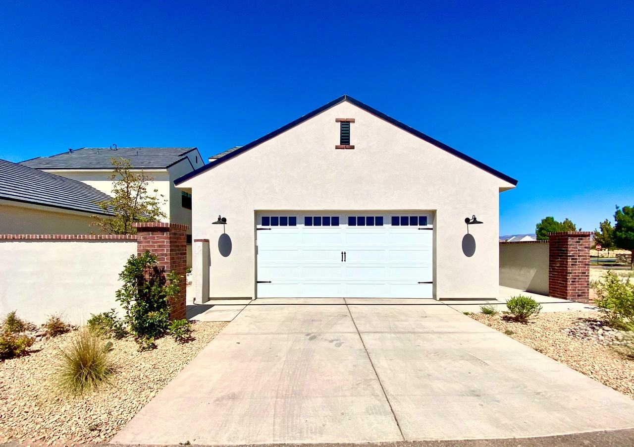 4343 W Canterbury Rd #NA - Photo 2 of 22