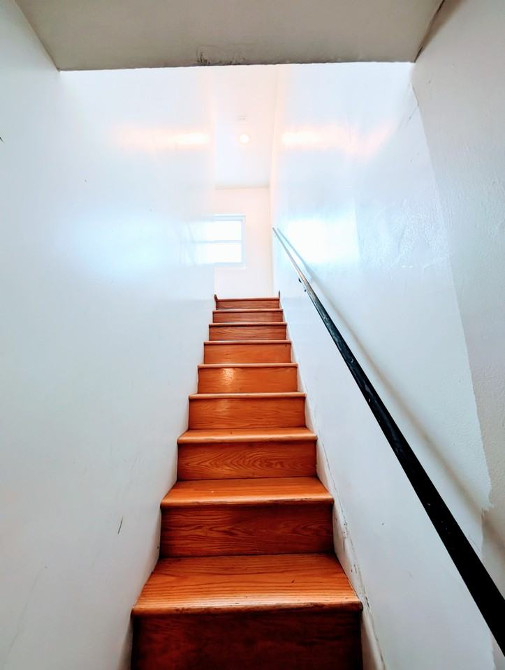 5046 69th Pl #2 - Photo 5 of 24