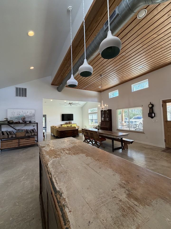 5661 Oak Blvd #NA - Photo 2 of 25